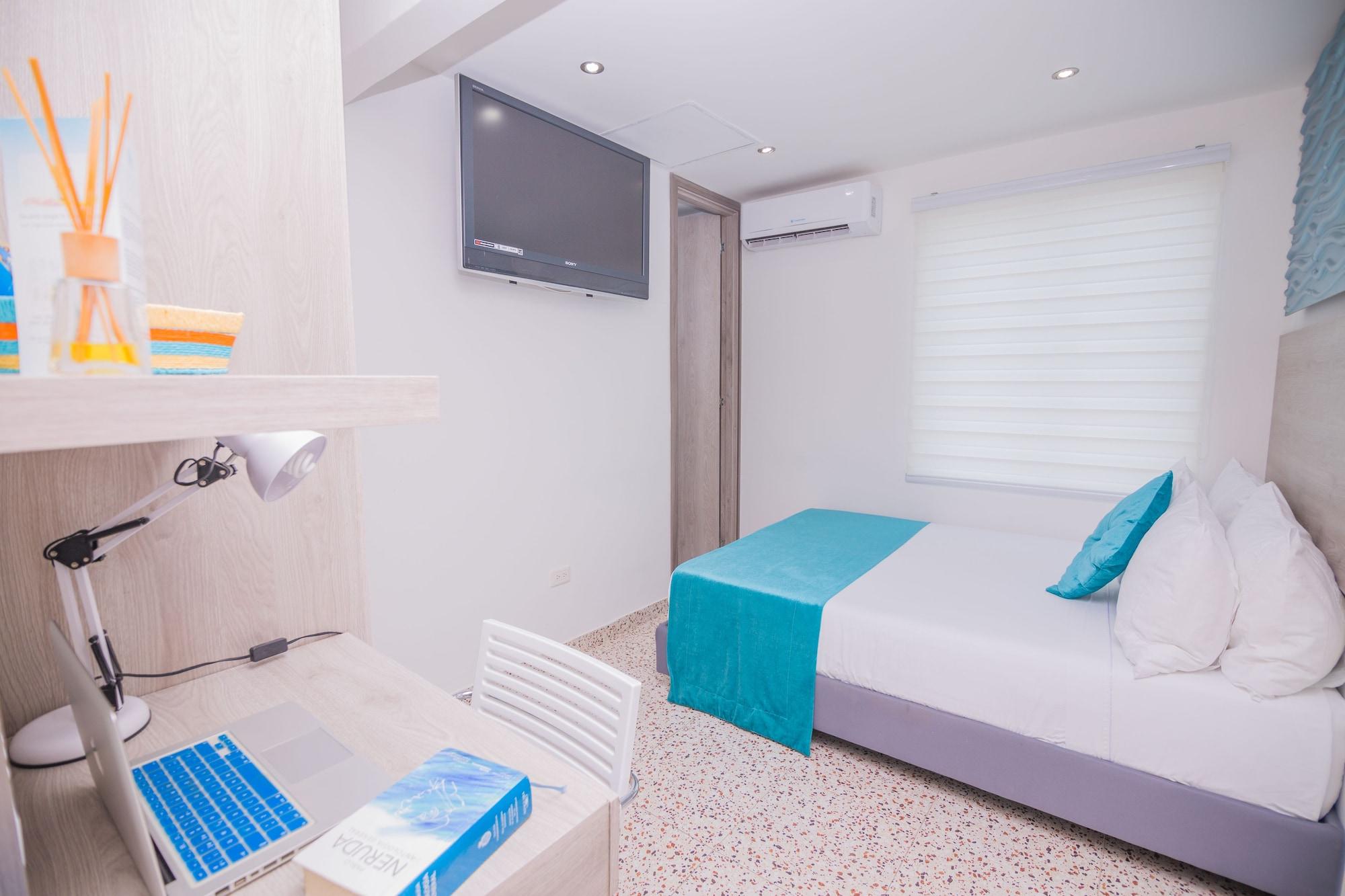 Velik Ocean Hotel Aeropuerto Cartagena Kültér fotó