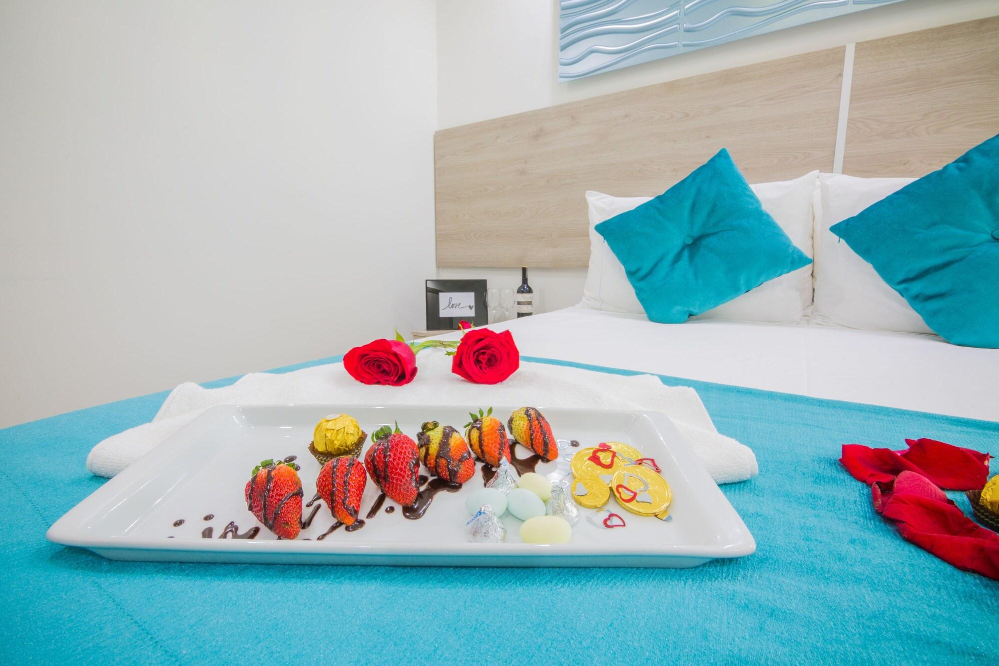 Velik Ocean Hotel Aeropuerto Cartagena Kültér fotó