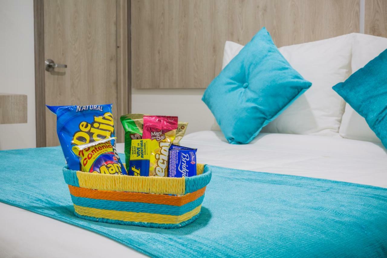 Velik Ocean Hotel Aeropuerto Cartagena Kültér fotó