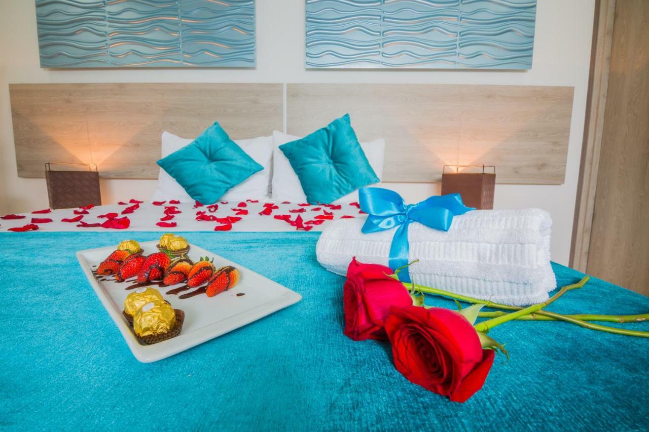 Velik Ocean Hotel Aeropuerto Cartagena Kültér fotó